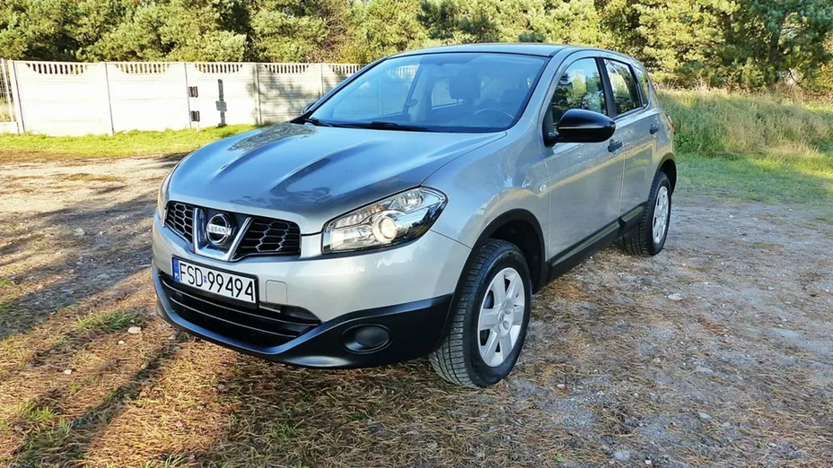 NISSAN Qashqai -