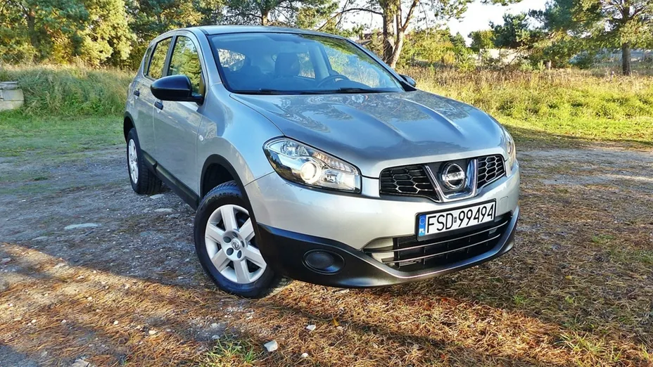 NISSAN Qashqai -
