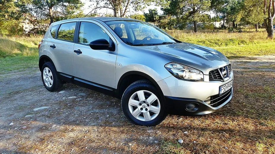 NISSAN Qashqai -