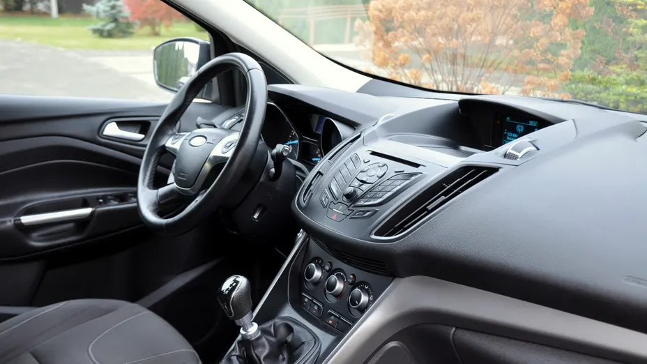 FORD Kuga -