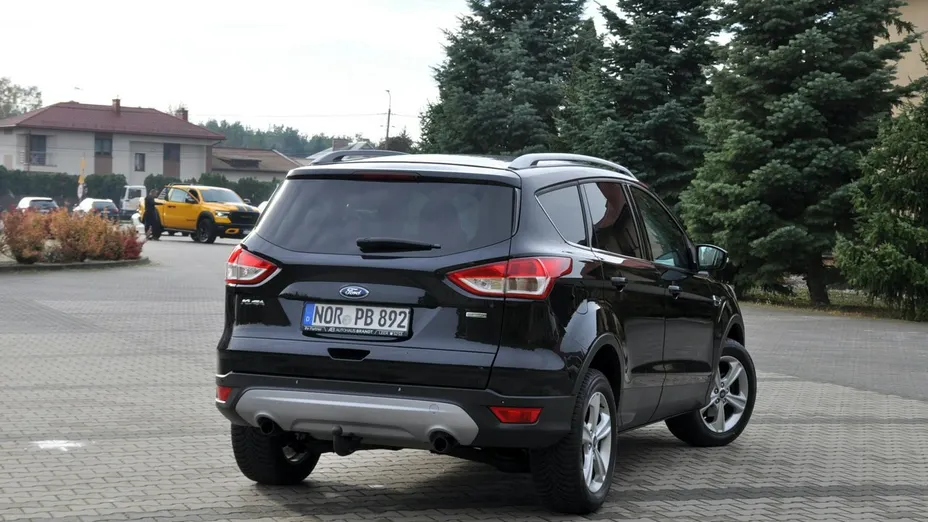 FORD Kuga -