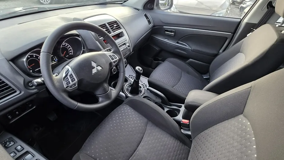 MITSUBISHI ASX -