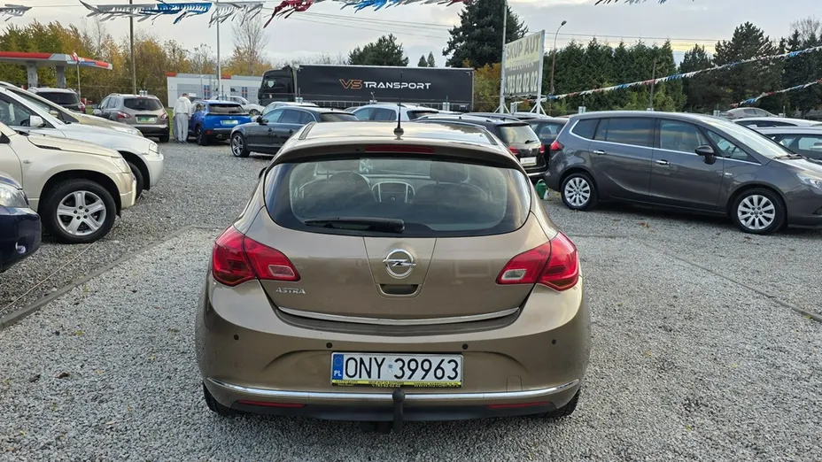 OPEL Astra -