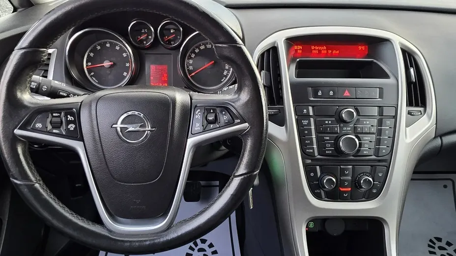 OPEL Astra -