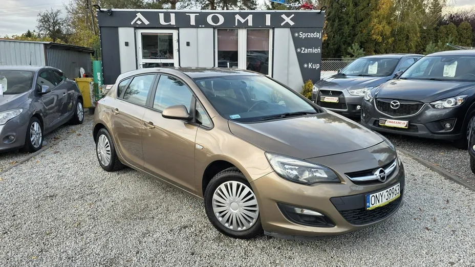 OPEL Astra -