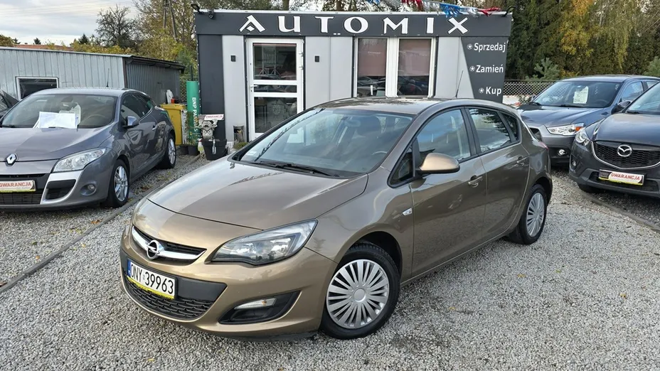 OPEL Astra -