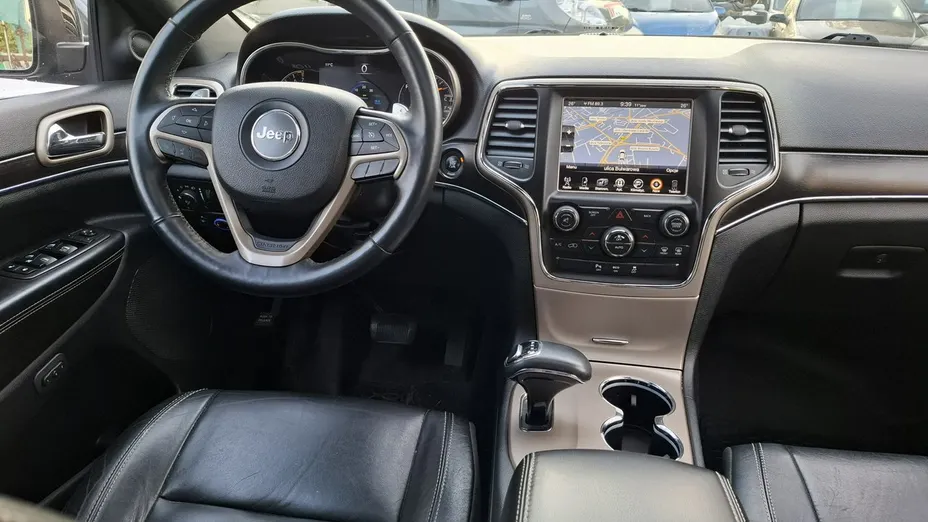 JEEP Grand Cherokee -