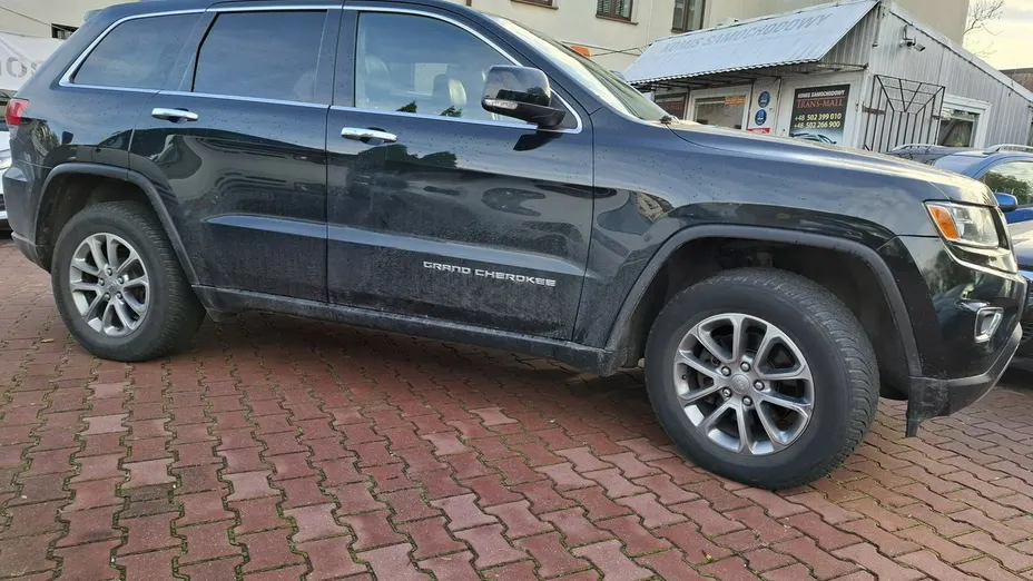 JEEP Grand Cherokee -