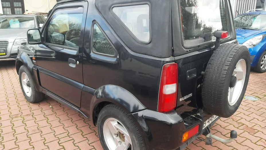 SUZUKI Jimny -