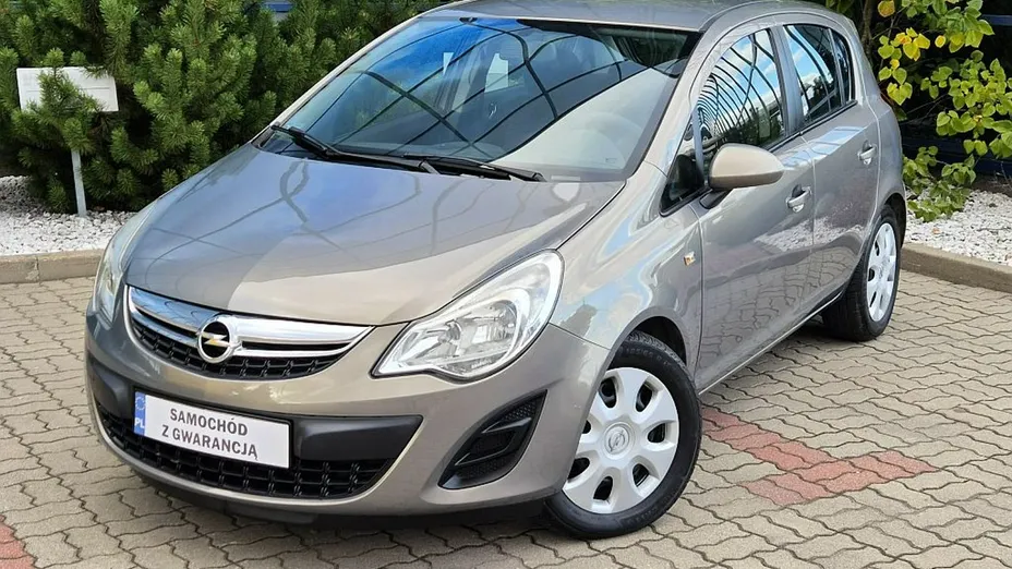 OPEL Corsa -
