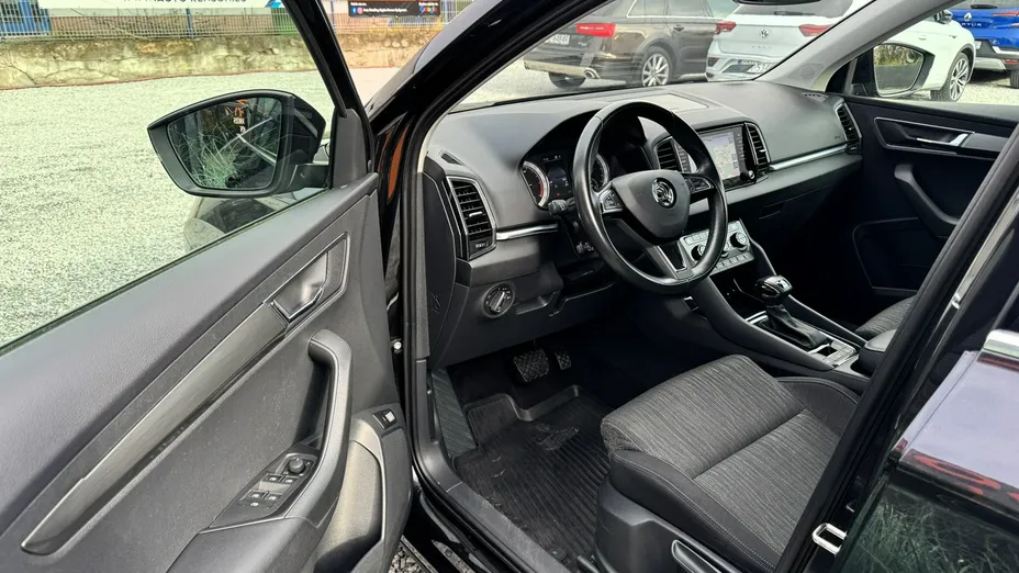 SKODA Karoq -