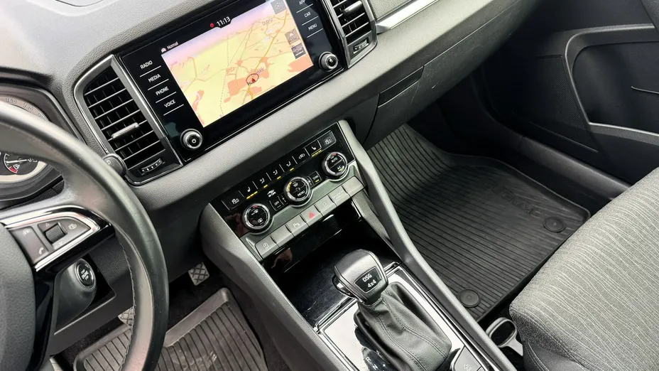 SKODA Karoq -