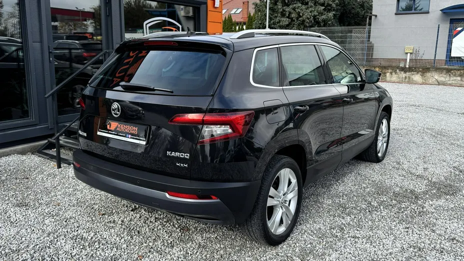 SKODA Karoq -