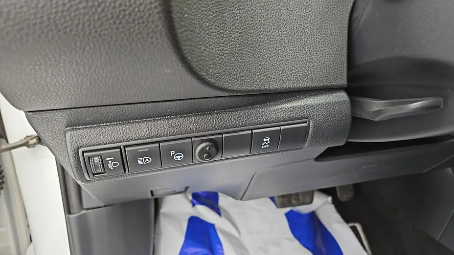 TOYOTA Corolla -