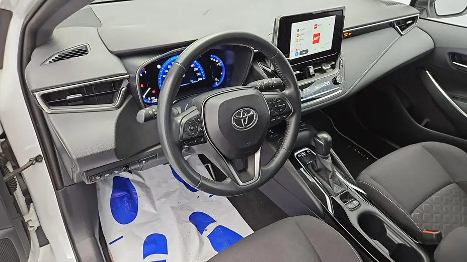 TOYOTA Corolla -