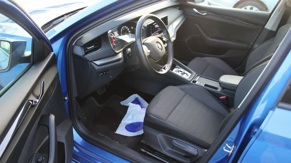 SKODA Octavia -