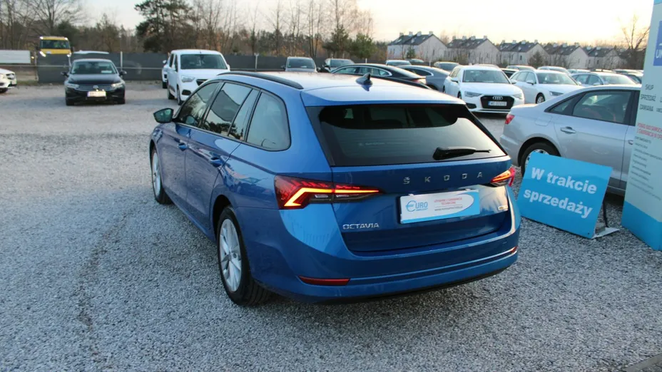 SKODA Octavia -