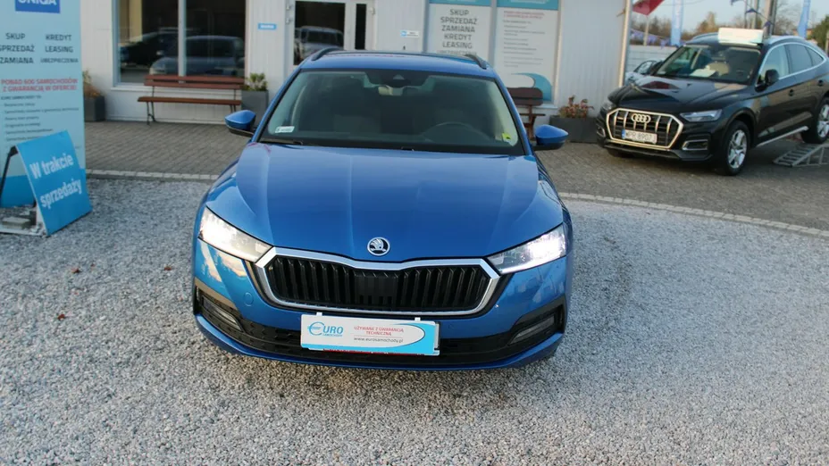 SKODA Octavia -