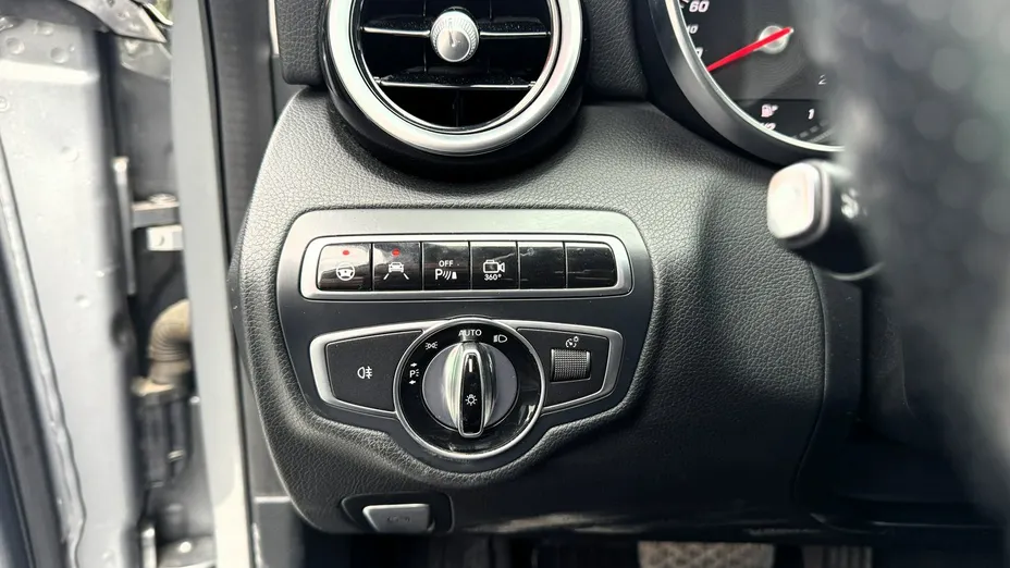 MERCEDES-BENZ C Klasa -