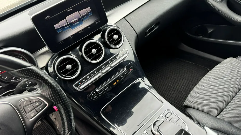 MERCEDES-BENZ C Klasa -
