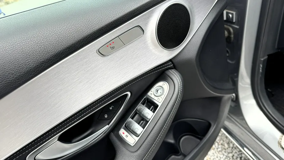 MERCEDES-BENZ C Klasa -