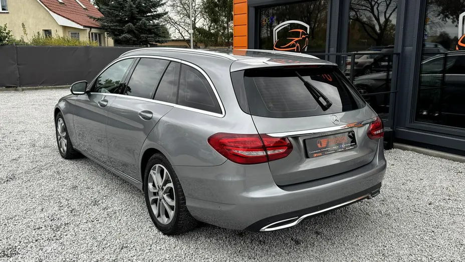 MERCEDES-BENZ C Klasa -