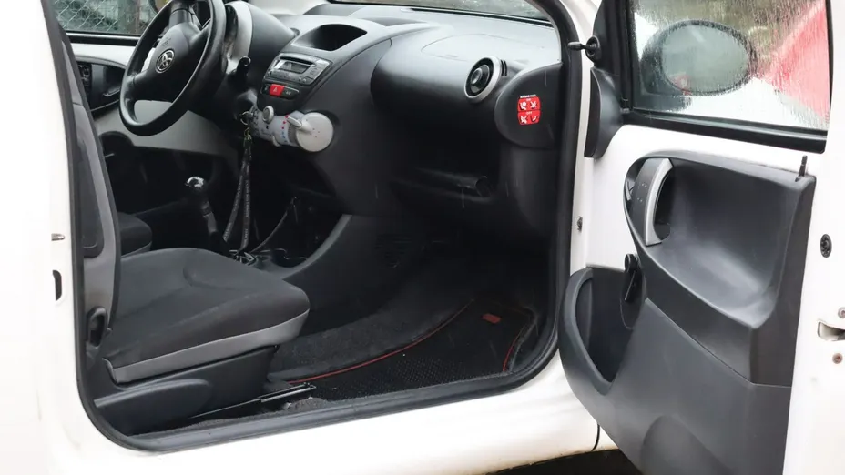 TOYOTA Aygo -