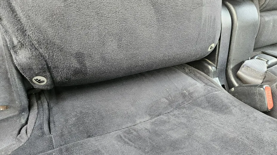 MITSUBISHI Outlander -