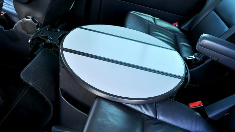 VOLKSWAGEN Multivan -