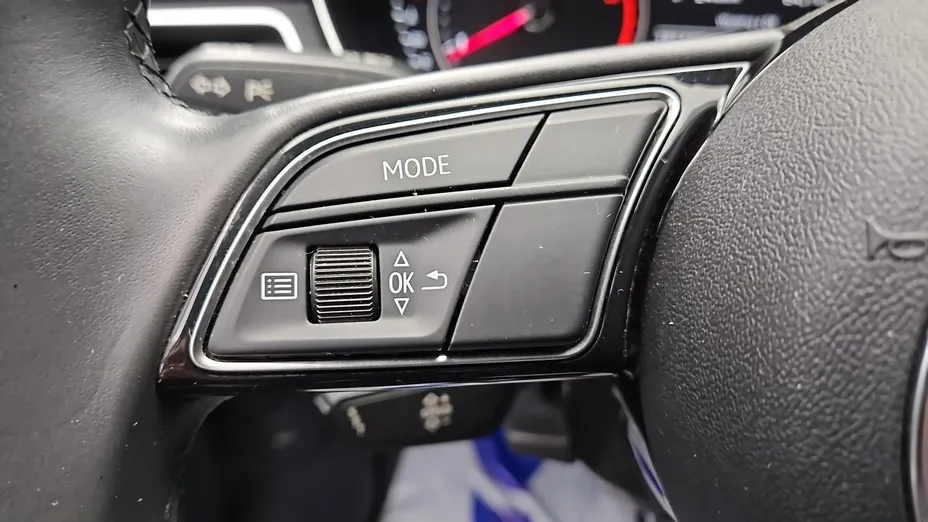AUDI A4 -