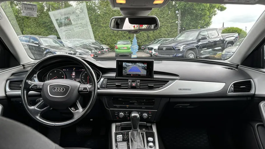 AUDI A6 -