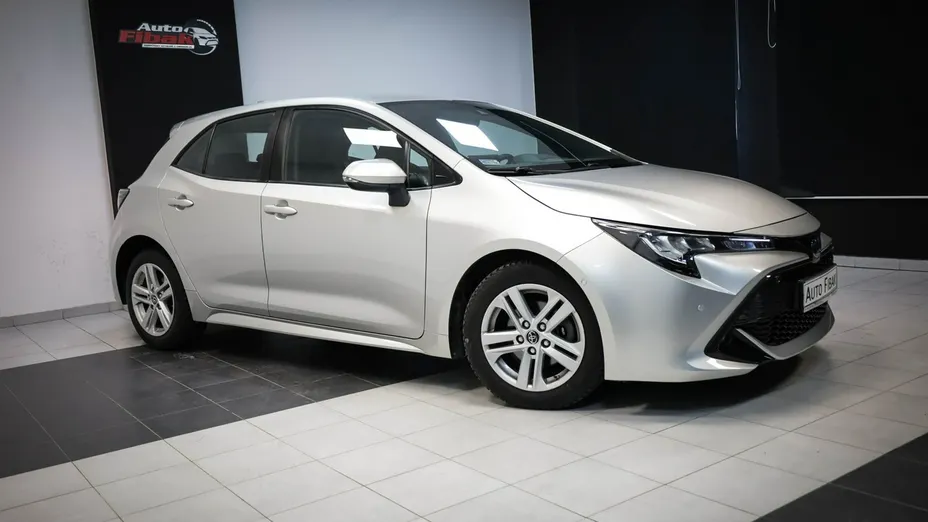 TOYOTA Corolla -