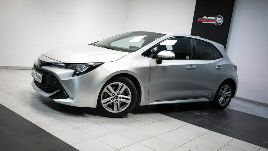 TOYOTA Corolla -
