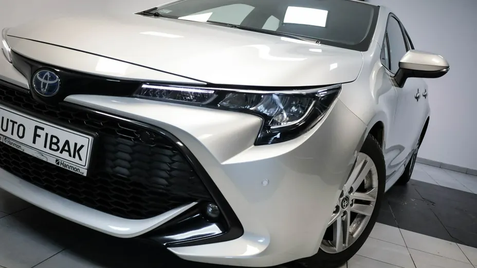 TOYOTA Corolla -