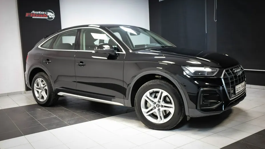 AUDI Q5 -