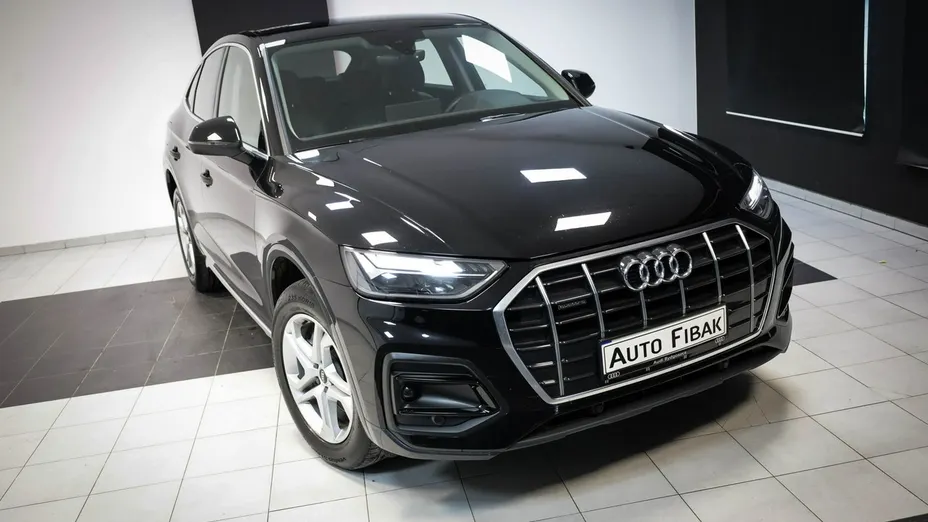 AUDI Q5 -
