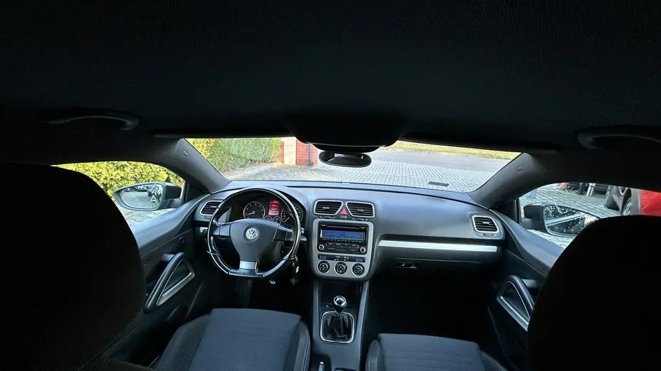 VOLKSWAGEN Scirocco -