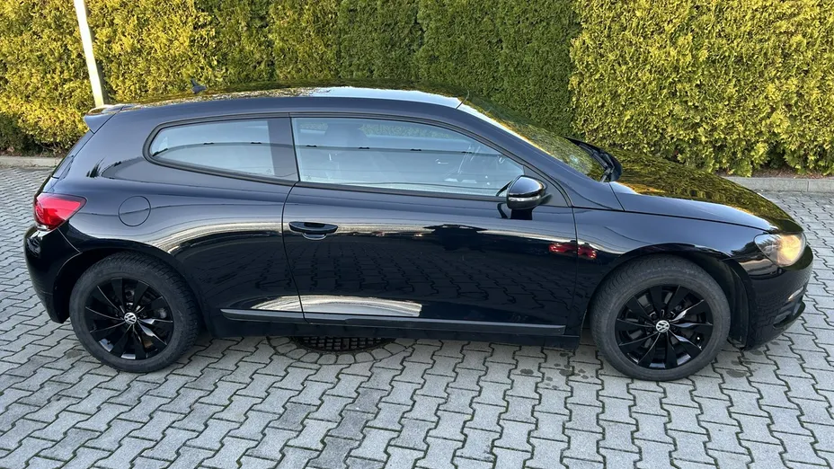 VOLKSWAGEN Scirocco -