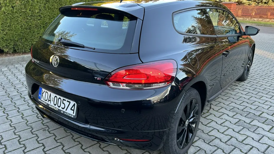 VOLKSWAGEN Scirocco -