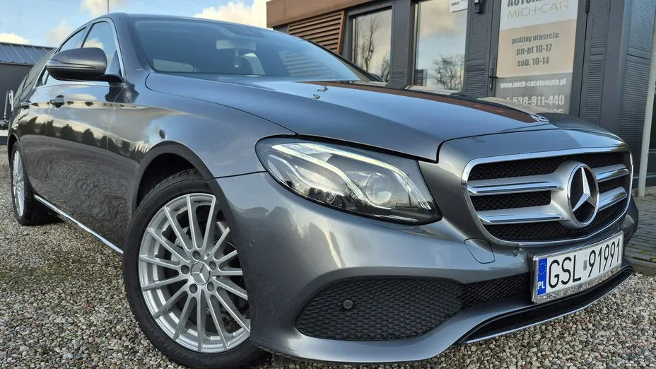 MERCEDES-BENZ E Klasa -
