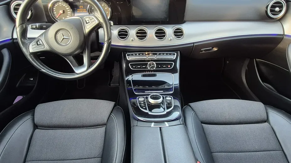 MERCEDES-BENZ E Klasa -