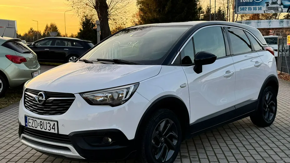 OPEL Crossland X -