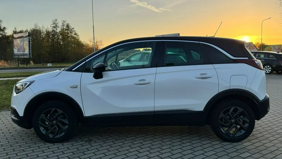 OPEL Crossland X -