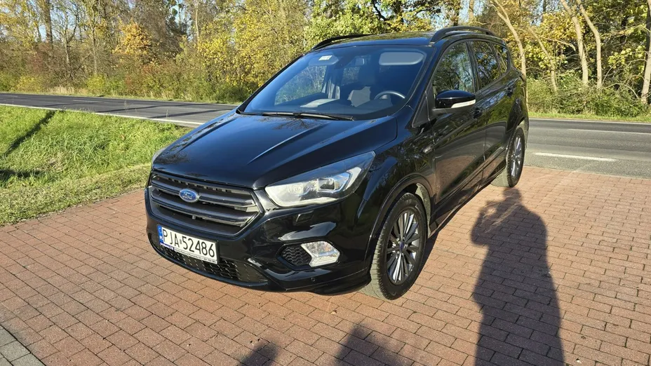 FORD Kuga -