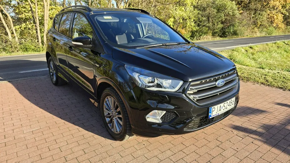 FORD Kuga -