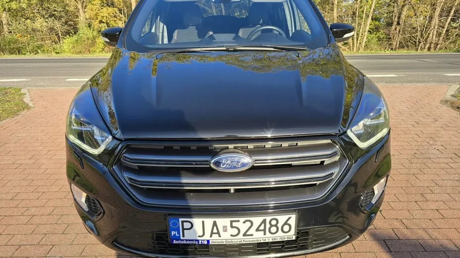 FORD Kuga -
