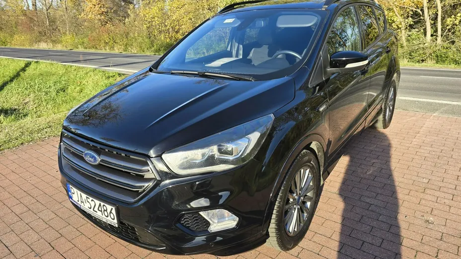 FORD Kuga -