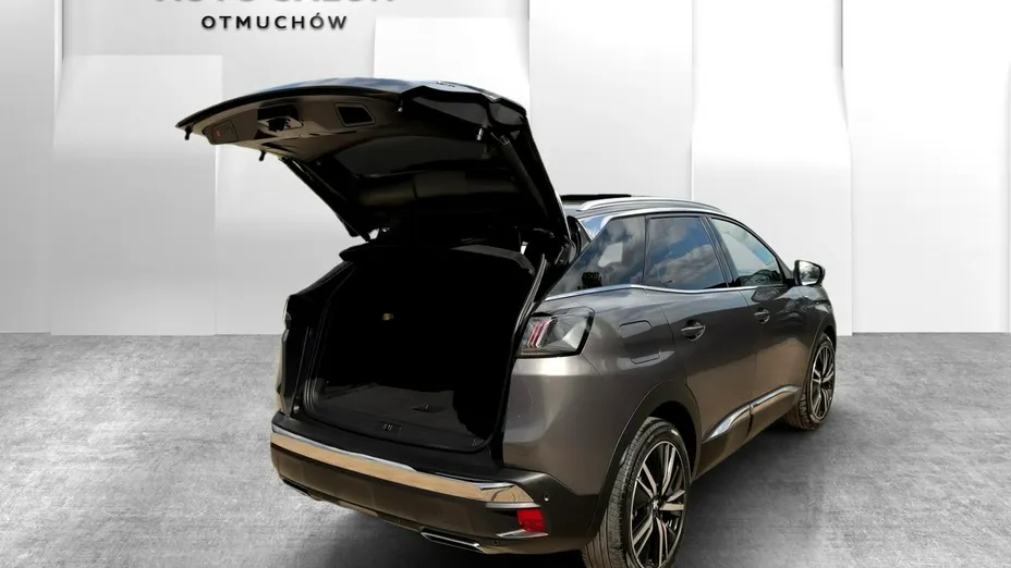 PEUGEOT 3008 -