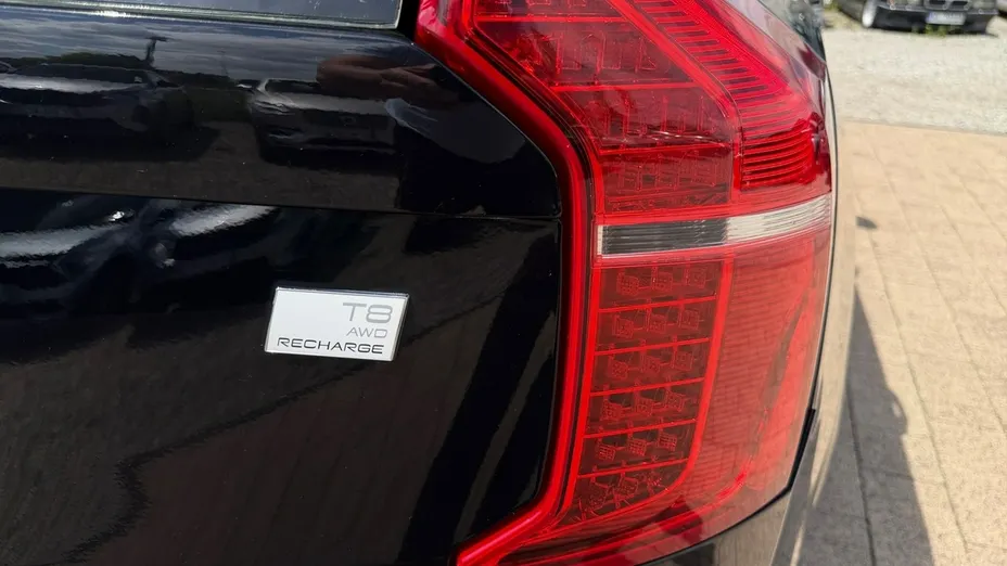 VOLVO XC90 -