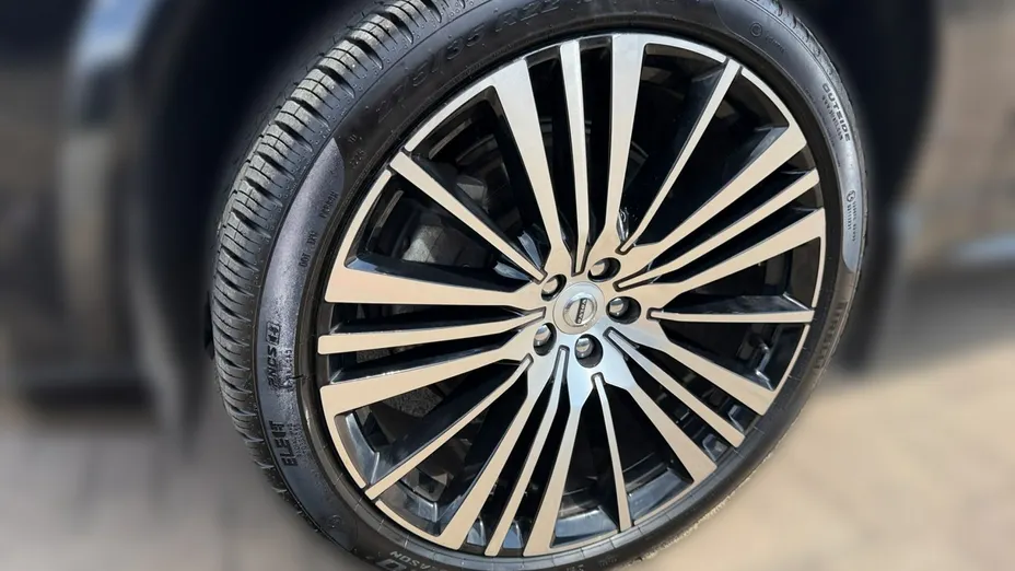 VOLVO XC90 -